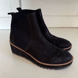 Eileen Fisher Lilou Wedge Chelsea Boot in black nubuck‎ leather size 9.5